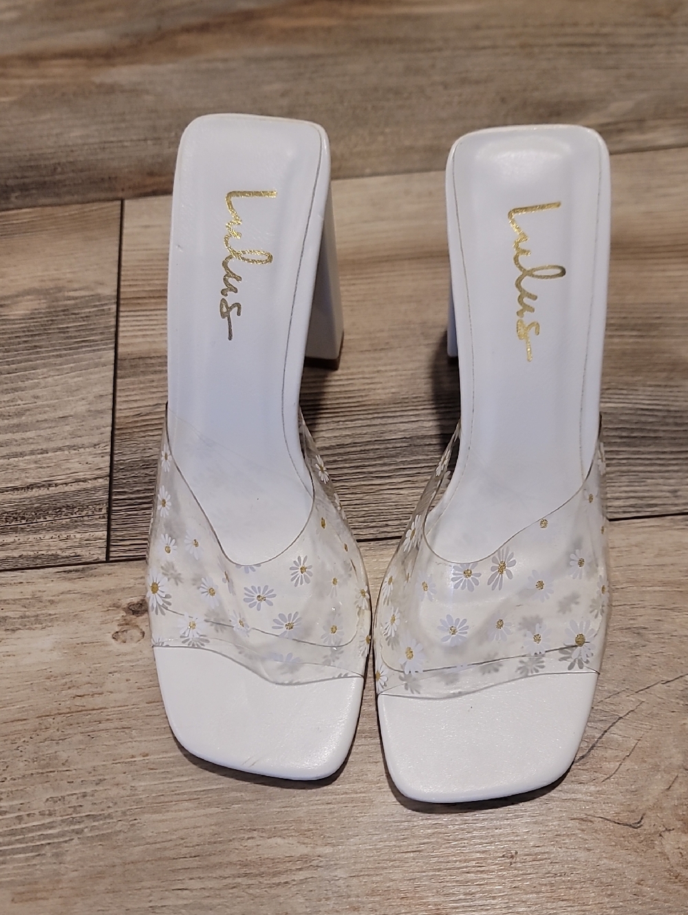 Beautiful Lulus Heels